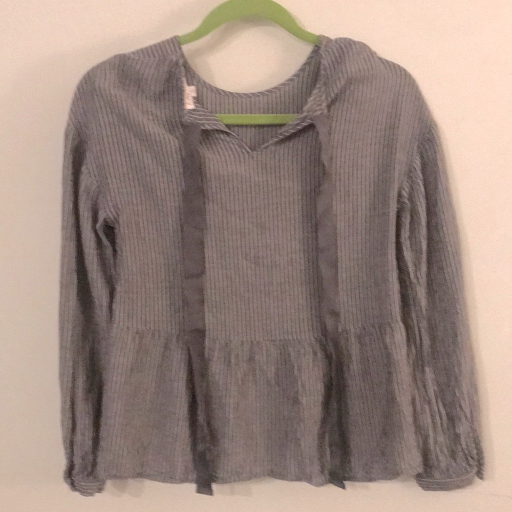 Blu Pepper Top Gray Striped Tie V Neck